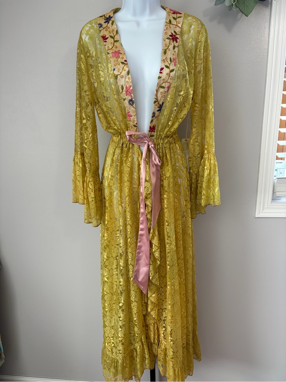 NWT Aratta Silent Journey- Lace Maxi Duster with Tie Waist & Embroidery